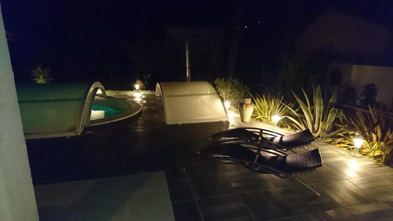 La Maisonnette Du Jardin ناربون المظهر الخارجي الصورة